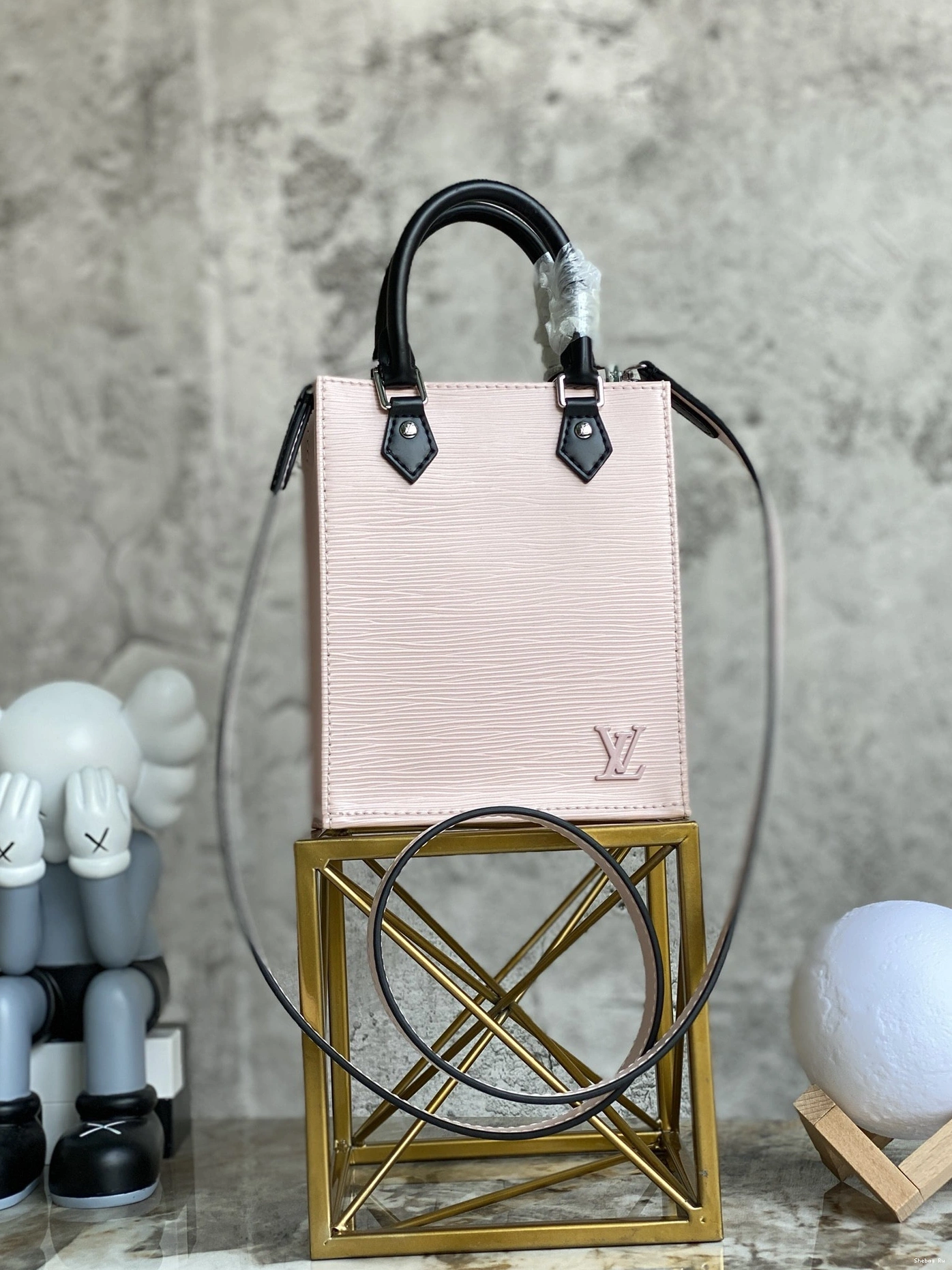 VUITTON PETIT SAC PLAT LOUIS 0821